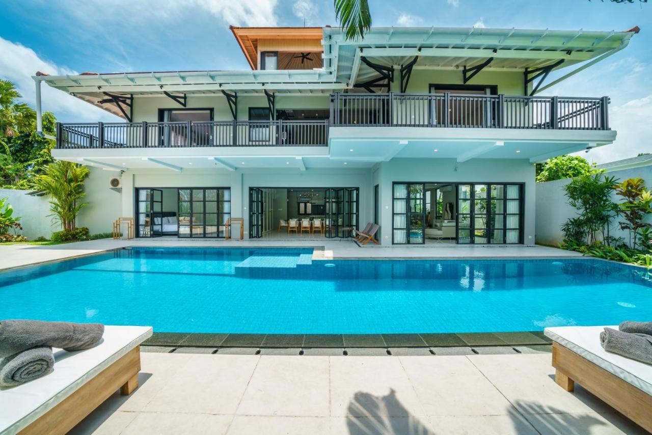 Villa Okenada - Modern 5-Bedroom Pool Villa In Berawa! Чангу Экстерьер фото