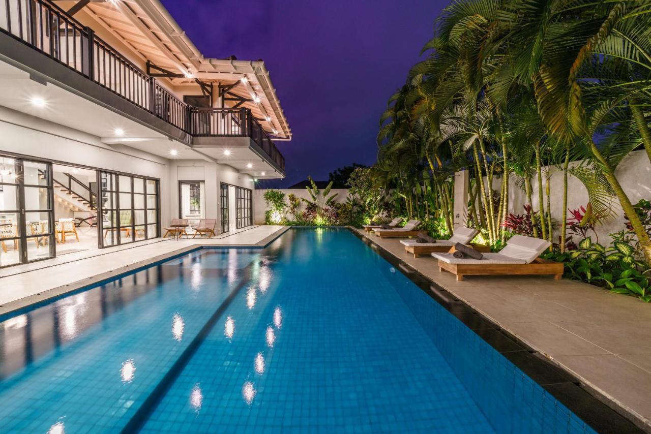 Villa Okenada - Modern 5-Bedroom Pool Villa In Berawa! Чангу Экстерьер фото