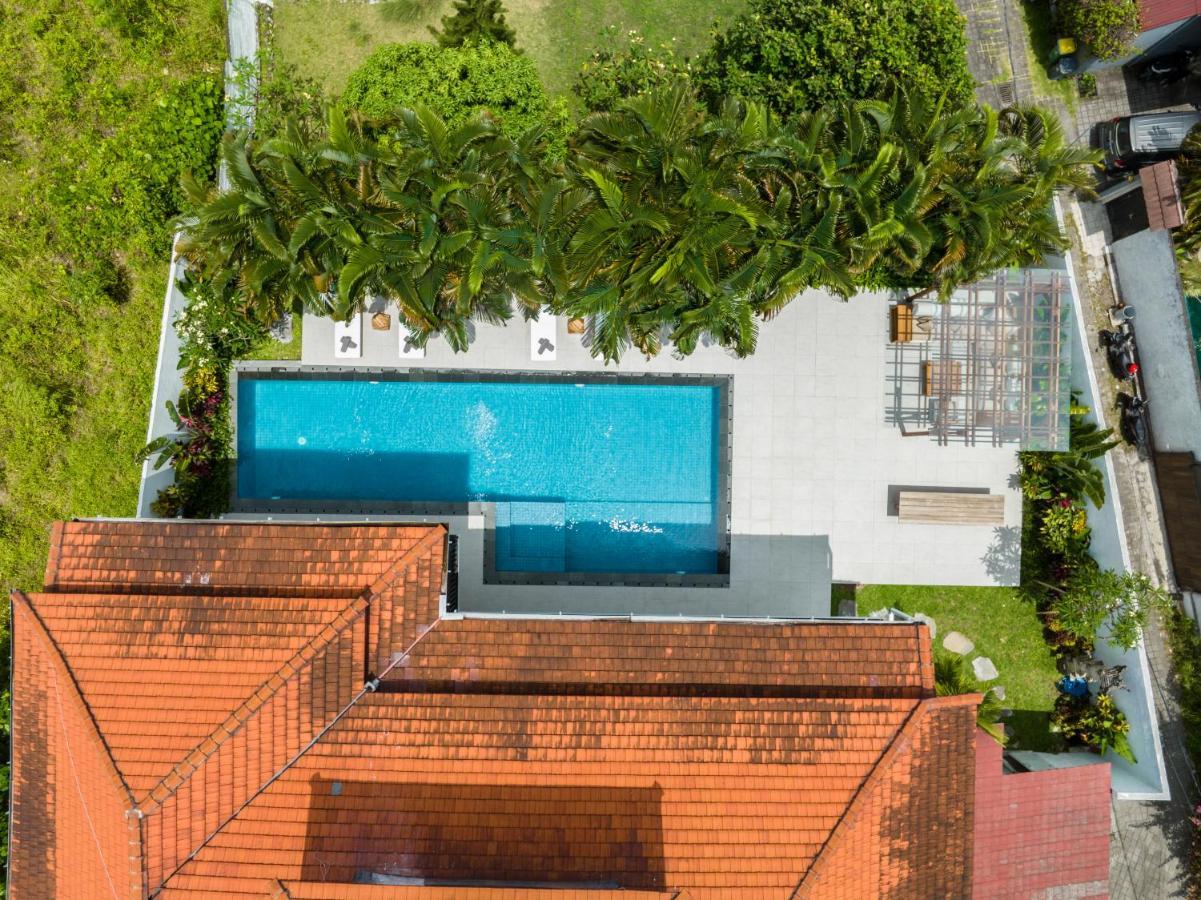 Villa Okenada - Modern 5-Bedroom Pool Villa In Berawa! Чангу Экстерьер фото